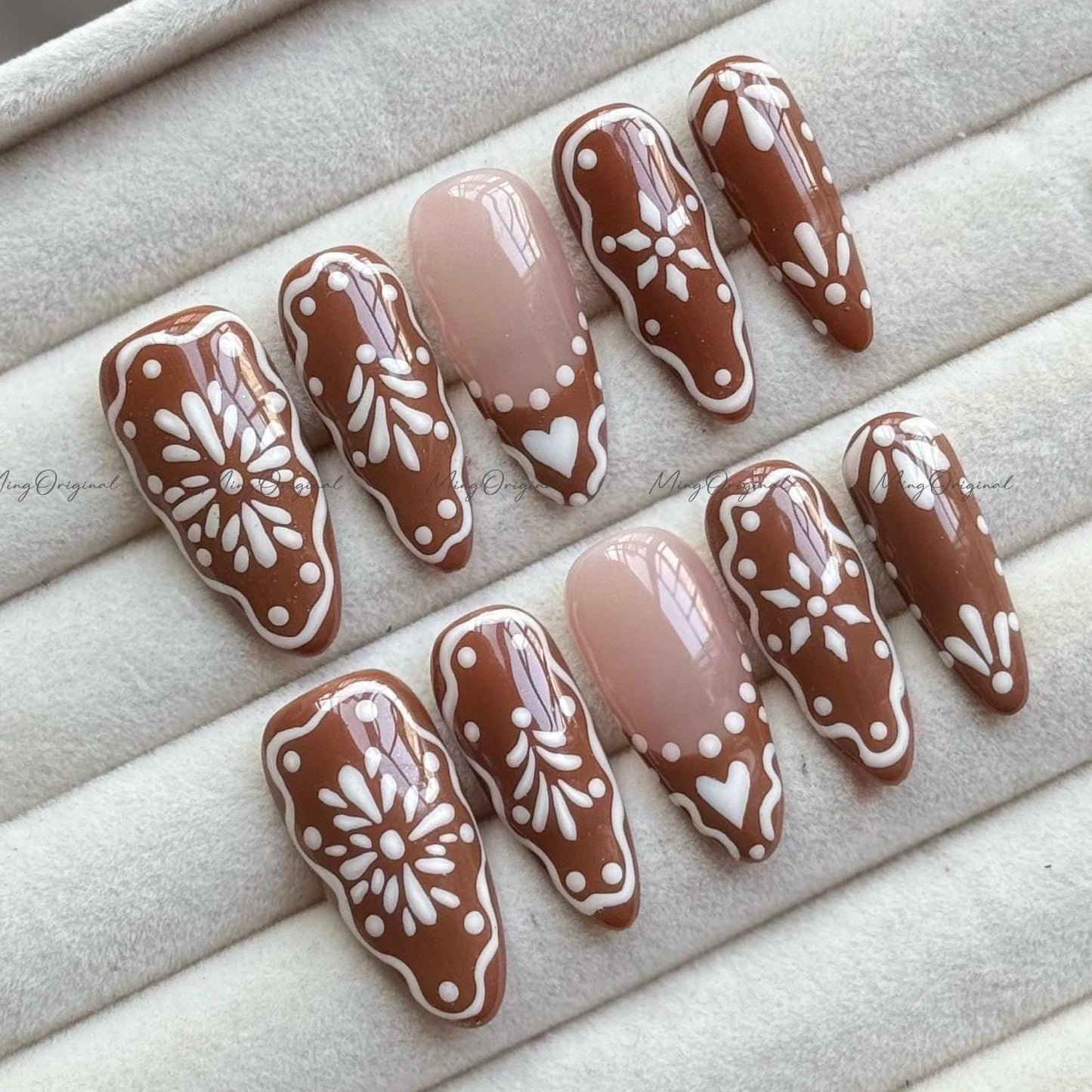 Christmas Gingerbread man press on Nail, handmade cookie design, glue on nail, holiday fake nails, reusable nail, MO734