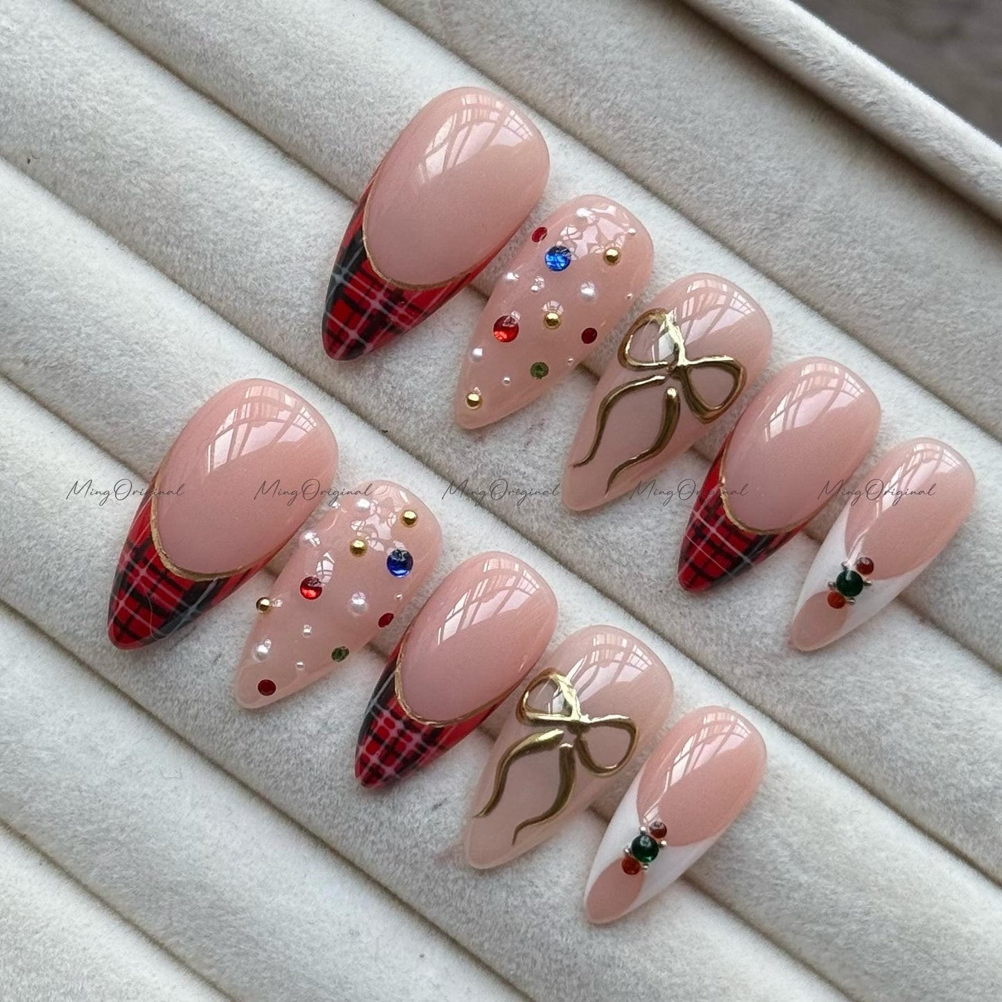 Christmas Plaid Press on Nail, rhinestone and gold bow nails, French tip design, Reusable Nails, Holiday Fake Nails, Fake Nail, MO735