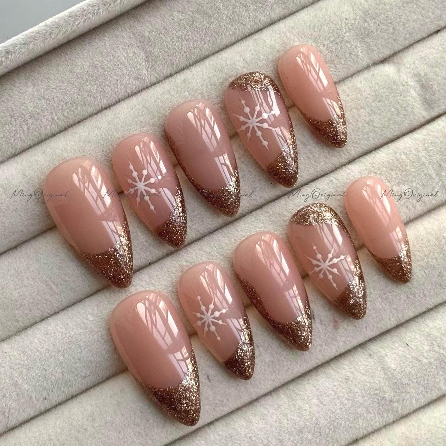 Snowflake Glitter French Tip Press-On Nail, Minimalist design, reflective sparkling french tip nails, champagne gold Christmas nail, MO735