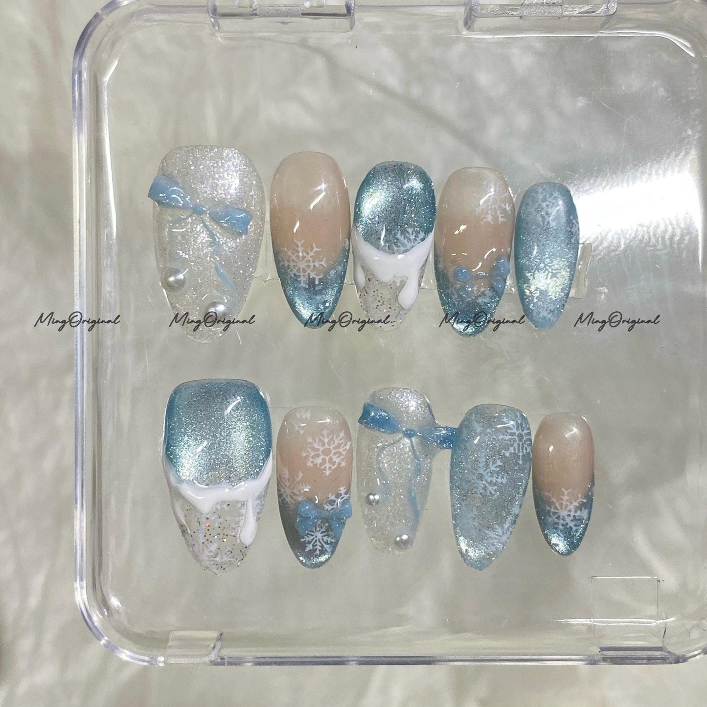 Frozen Sparkle Blue Ombre Press-On Nails, Reusable Glitter Snowflake Nail Set with Pearls, 3D Nail, Cat Eye Nails, MO737