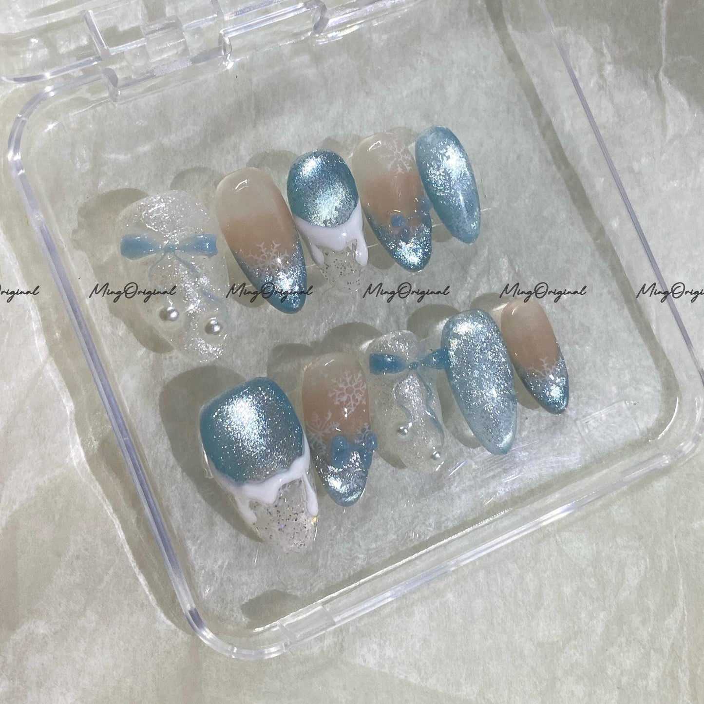 Frozen Sparkle Blue Ombre Press-On Nails, Reusable Glitter Snowflake Nail Set with Pearls, 3D Nail, Cat Eye Nails, MO737