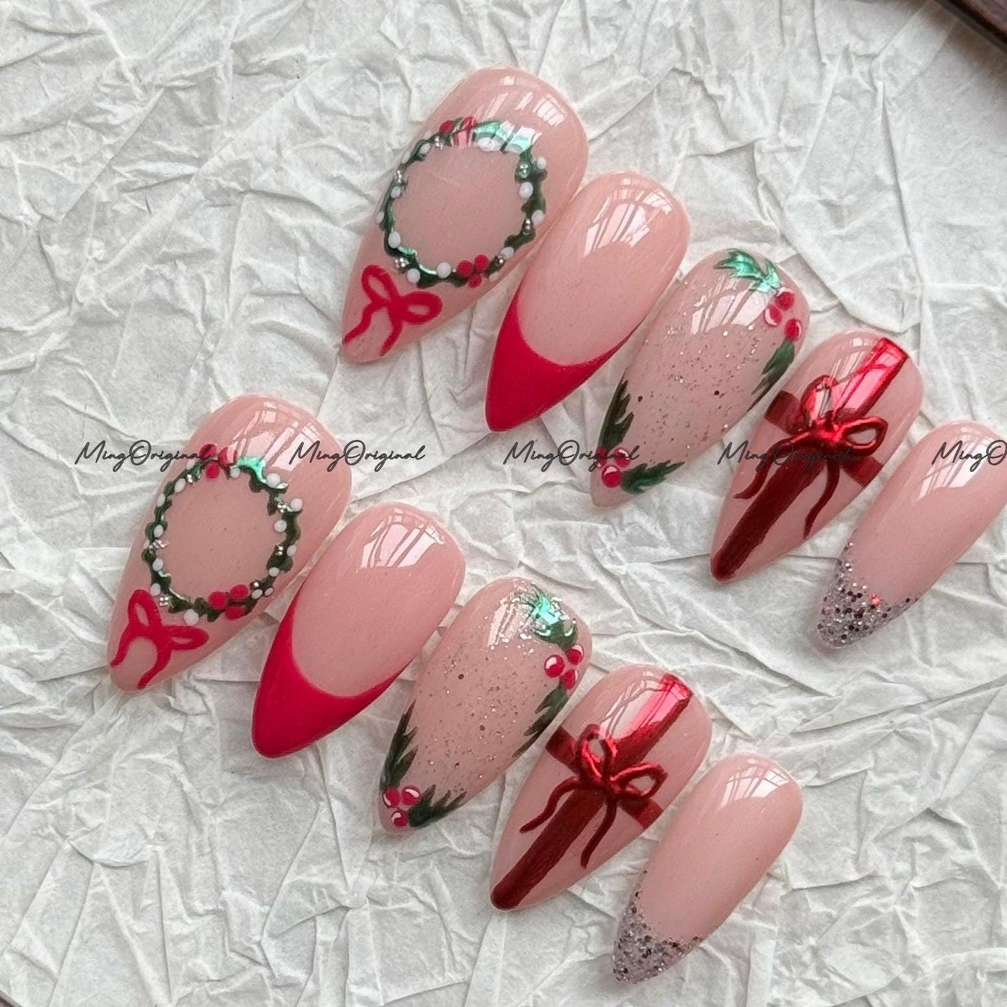 Christmas Holly Press-On Nails, Red Bow Gift Wrap Nail Art, Holiday Wreath & Glitter Tips, French Tip Handmade Nude Festive Nails, MO716