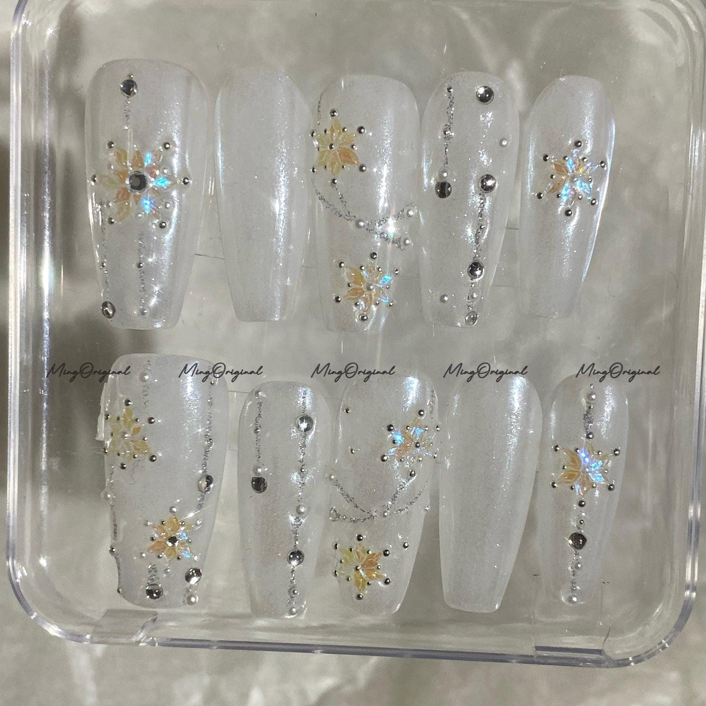 Aurora Snowflake Press on Nails, pearl white glazed donut nails, milky white, winter bridal nails, snowflake crystal design,MO739