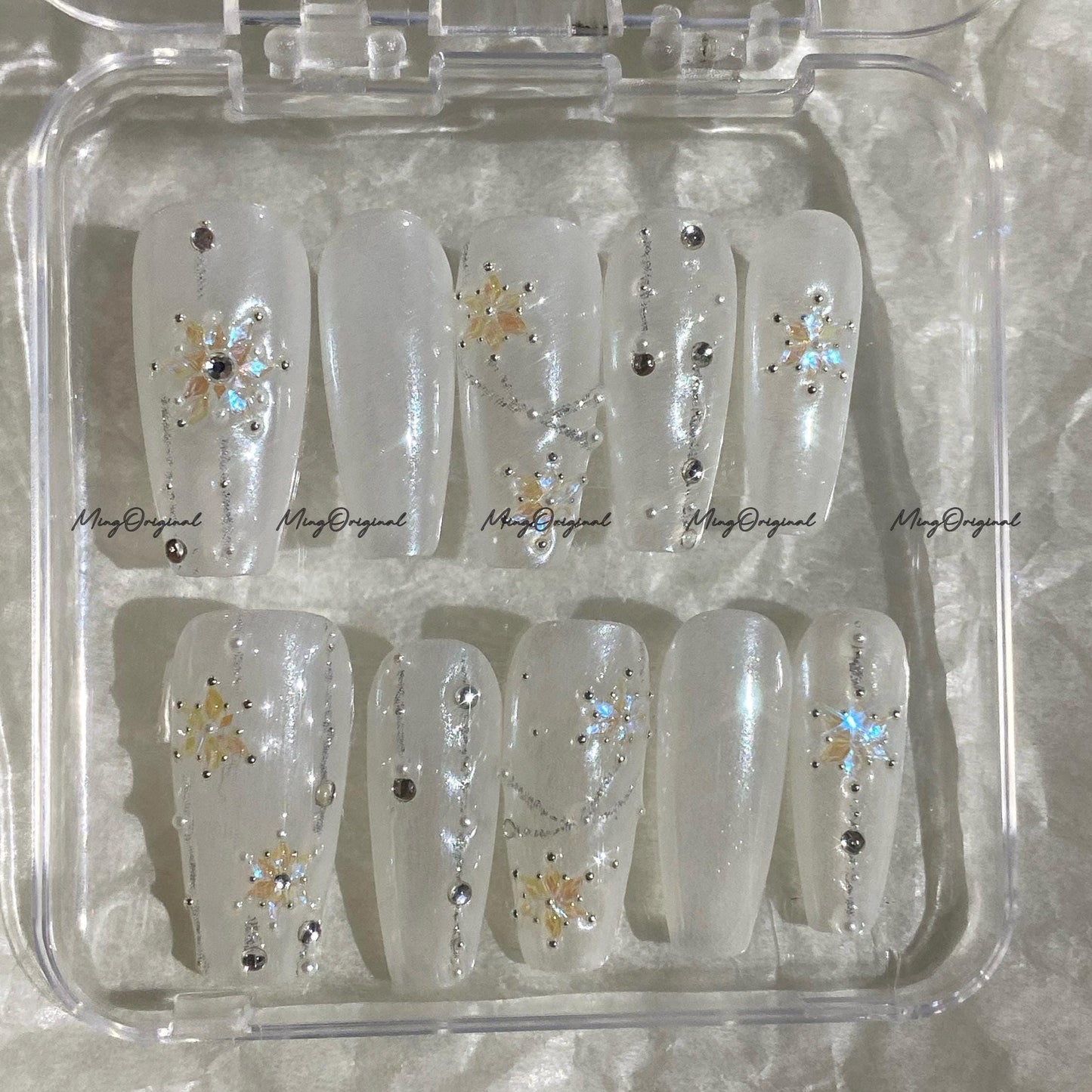 Aurora Snowflake Press on Nails, pearl white glazed donut nails, milky white, winter bridal nails, snowflake crystal design,MO739