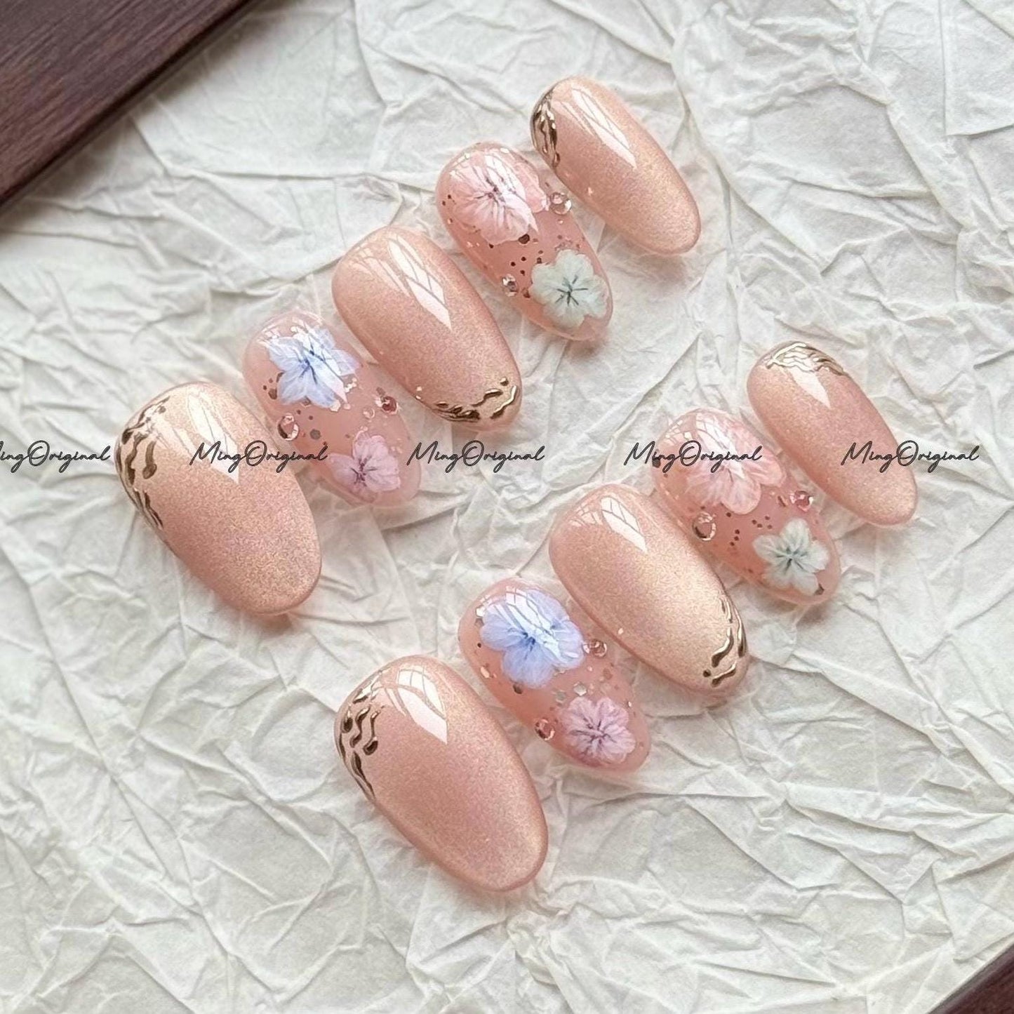 Elegant Pastel Flower Petal Feminine press on nails, Cat Eye and Gold Accents, wedding bridal art nail, reusable nail, gift for her, MO721