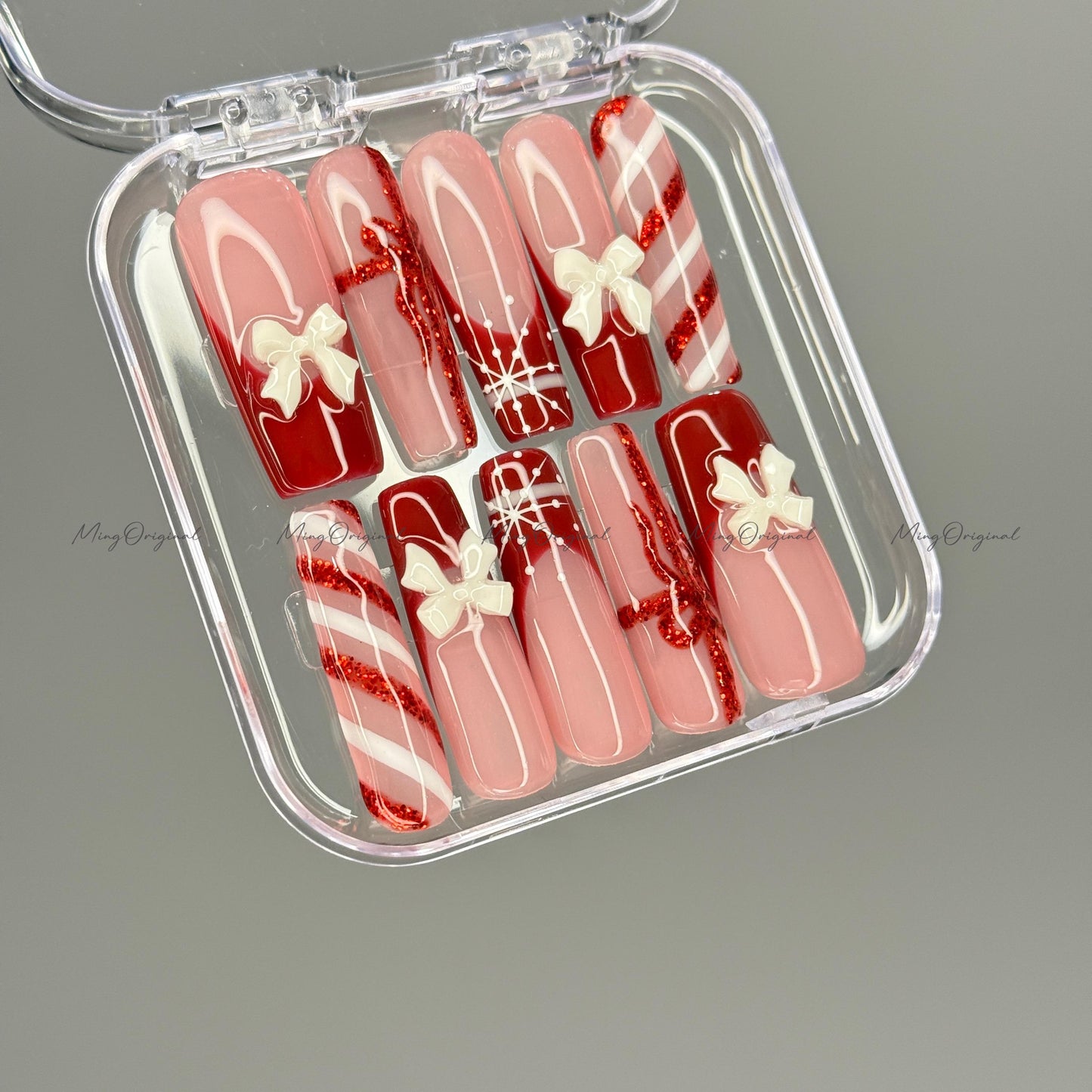 Christmas Vibe Press-On Nails, Red Bow Gift Wrap Nail Art, Holiday Glitter Candy Cane, French Tip Handmade Nude Festive Nails, MO722