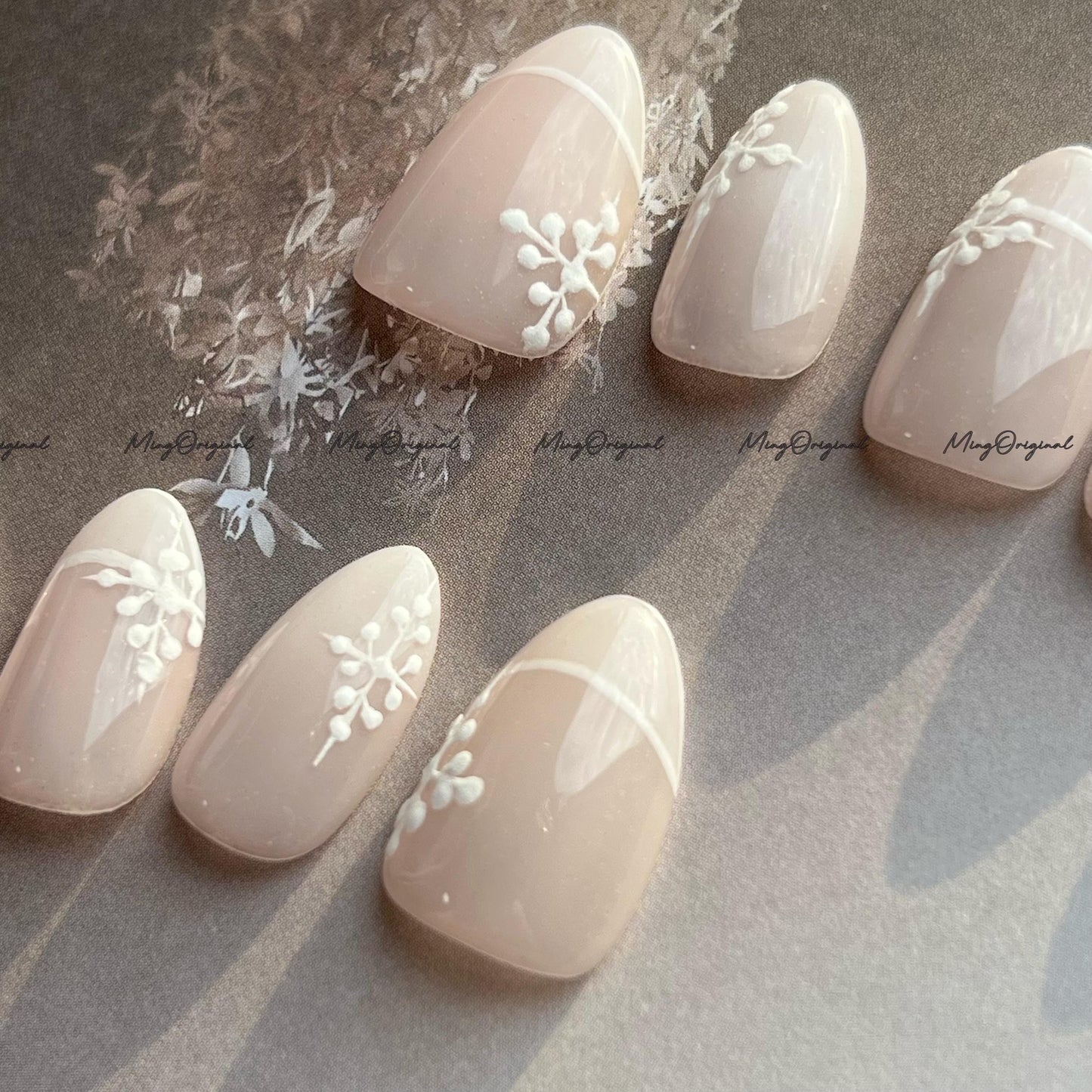 Snowflake Press-On Nails, Nude Pink Winter Nail Art Set, Handmade False Nails for Christmas & Holiday Season, MO750
