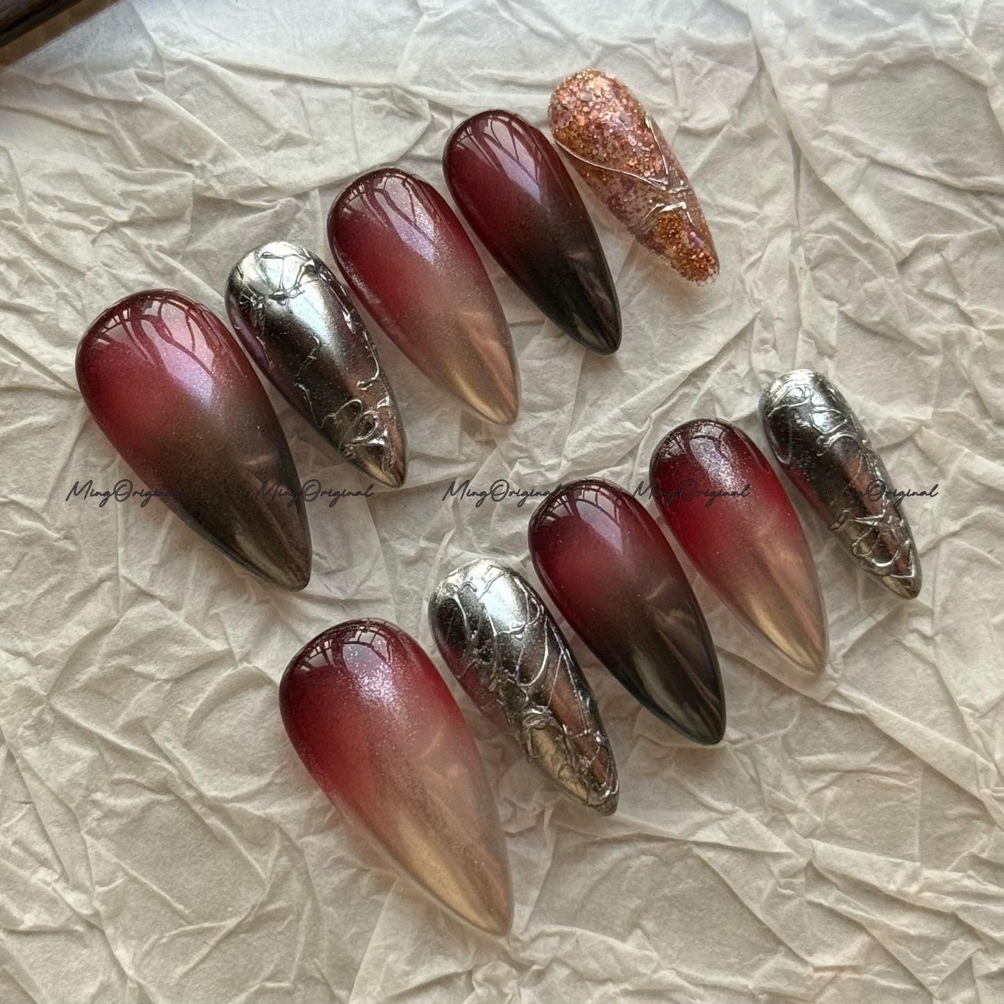Free Style Chrome Mirror Gothic Press on Nails, Red and Black Silver Metallic Fake Goth Nail, Reusable Nails, MO752
