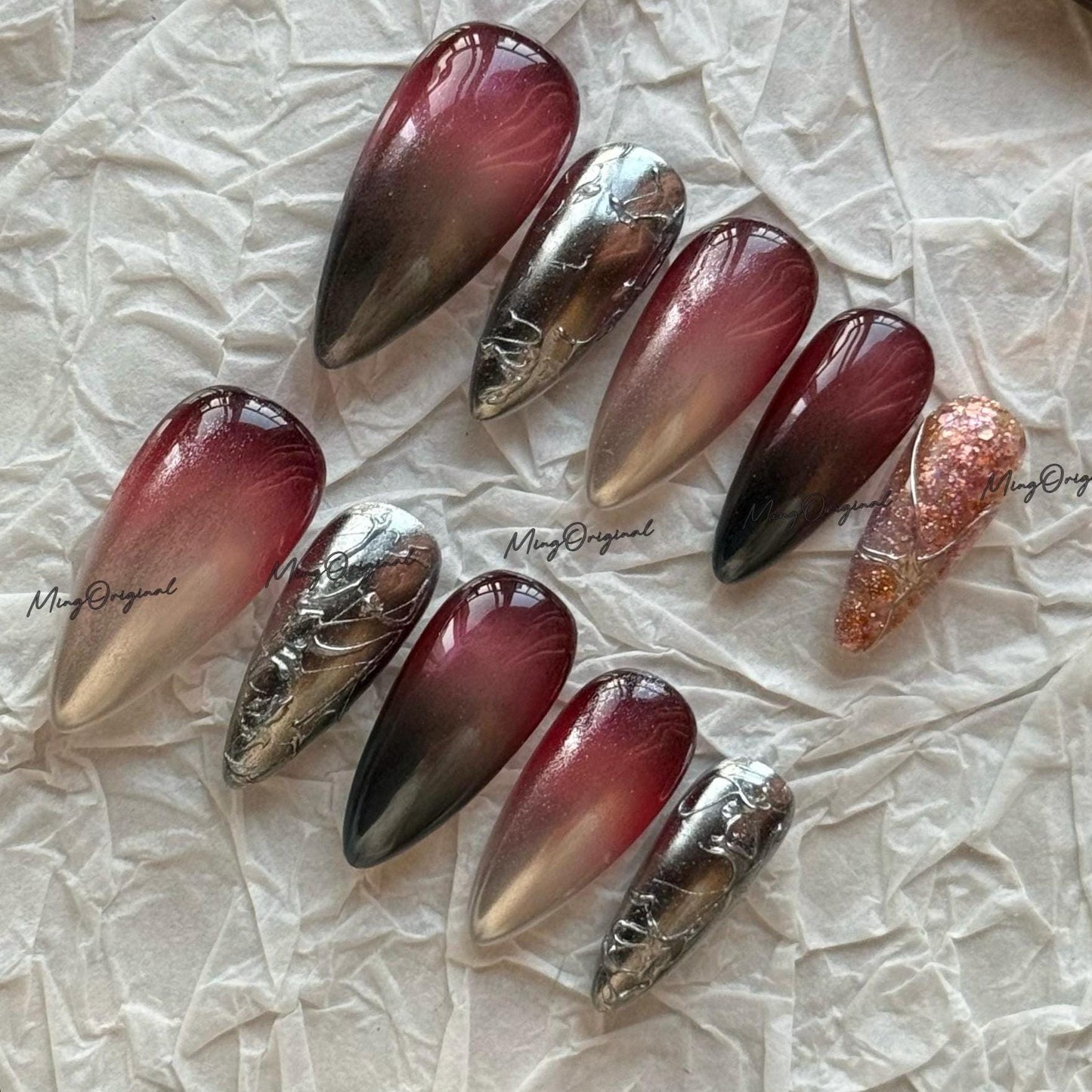 Free Style Chrome Mirror Gothic Press on Nails, Red and Black Silver Metallic Fake Goth Nail, Reusable Nails, MO752