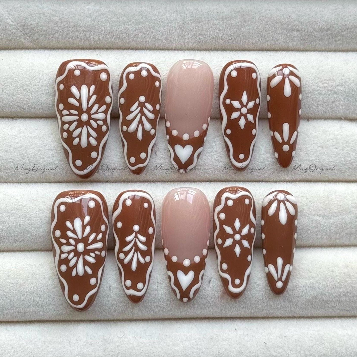 Christmas Gingerbread man press on Nail, handmade cookie design, glue on nail, holiday fake nails, reusable nail, MO734