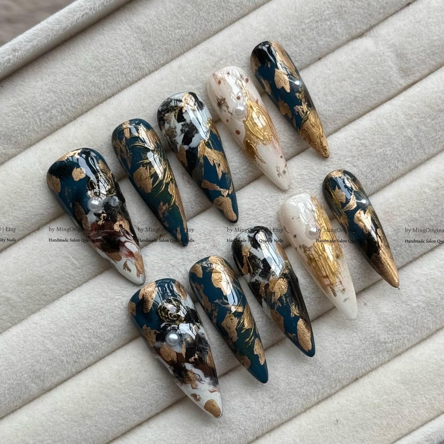 Handmade Luxury Gold Foil Press On Nails, Dark Blue Marble Artistic Fake Nails, Pearl Detailed Abstract Oil Painting Nails, MO834