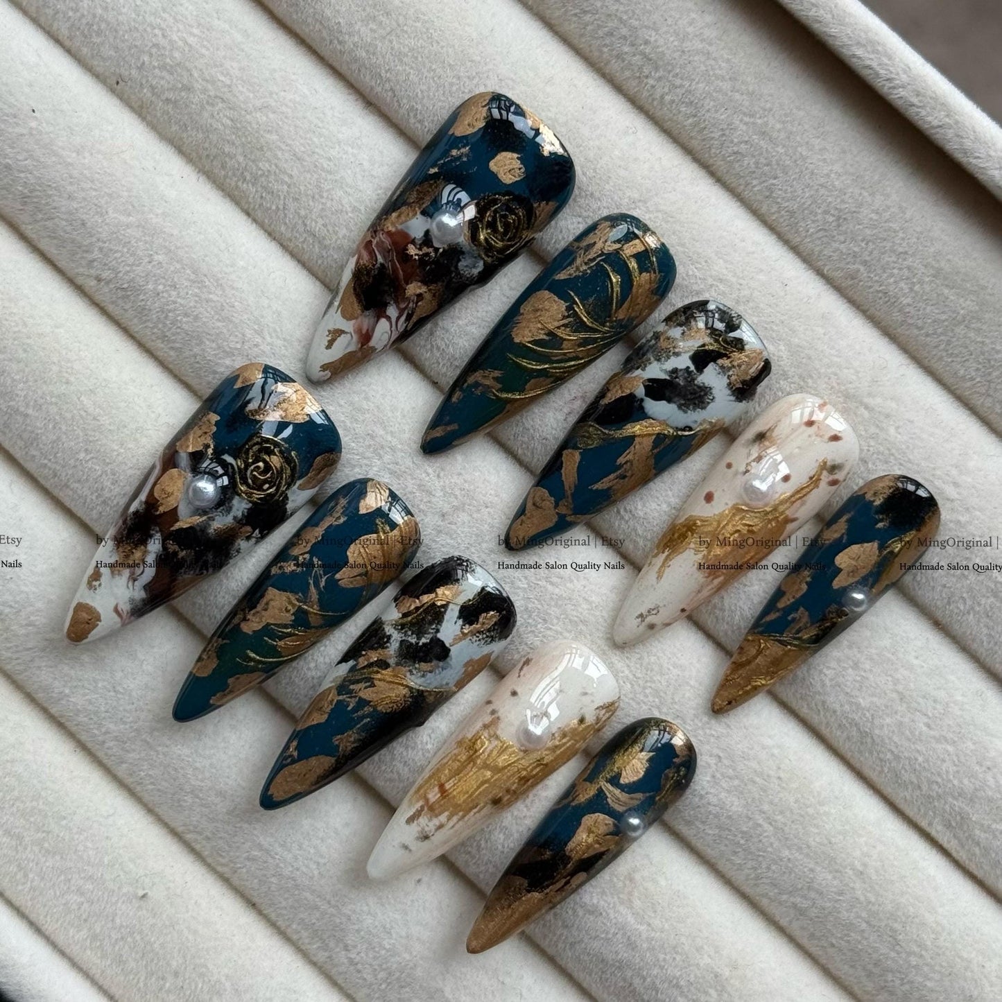 Handmade Luxury Gold Foil Press On Nails, Dark Blue Marble Artistic Fake Nails, Pearl Detailed Abstract Oil Painting Nails, MO834