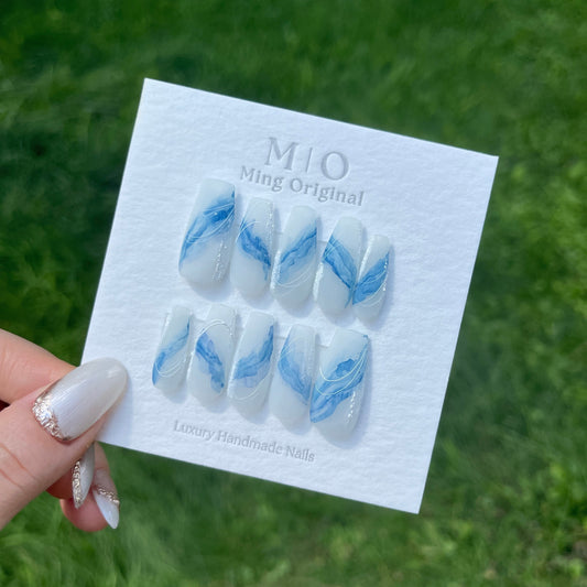 Blue water color bloom art nails, false nail, press on nail, glue on nail, reuse nail, handmade acrylic nail, matte nail, white wedding nail