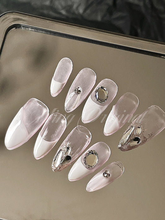 Reusable white french tip elegant wedding press on nails, holo diamond reflective n rhinestones Fake nails, Handmade jelly nail